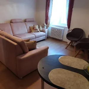 https://apartmany-u-hotelu-thermal-kv.marianskelaznehotels.net